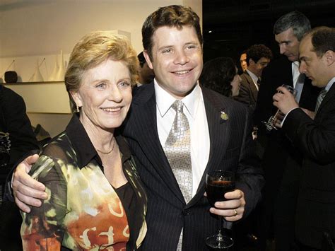 sean astin paternity|Heres How Patty Dukes Son Sean Astin Learned。